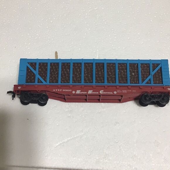 Bachmann HO scale super shock log carrier, no box - Picture 1 of 4